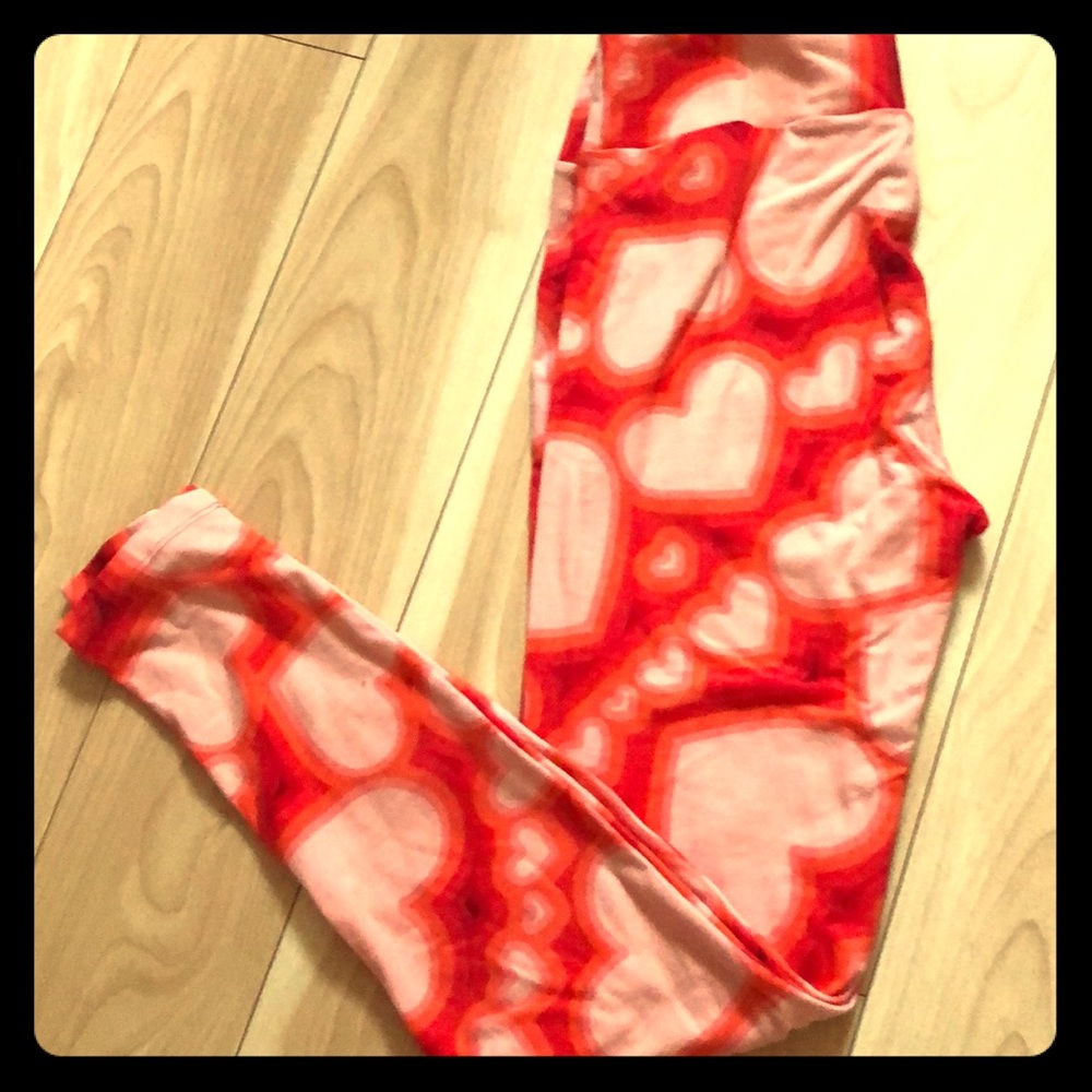 New Valentine Lularoe leggings OS